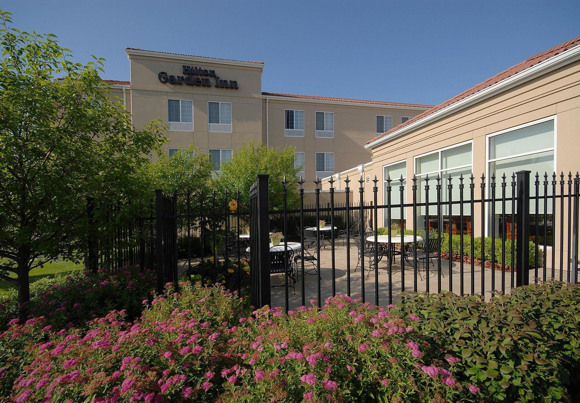 Hilton Garden Hotel 3*